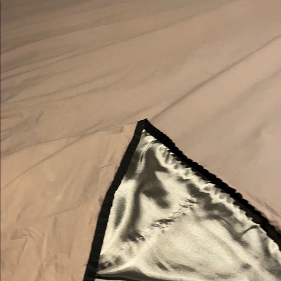 Z Gallerie Bedding Z Gallerie Queen Duvet Cover With 4 Pillow Cases